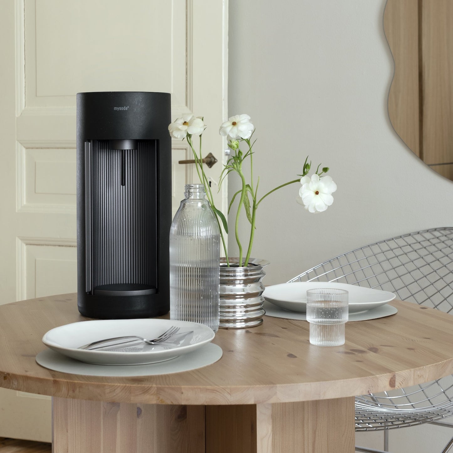 MYSODA GLASSY SORT DANSKVANDMASKINE